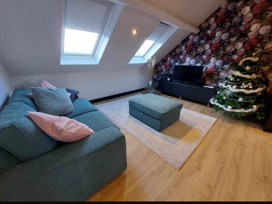 Appartement O Colombages à Les Biolles Extérieur photo